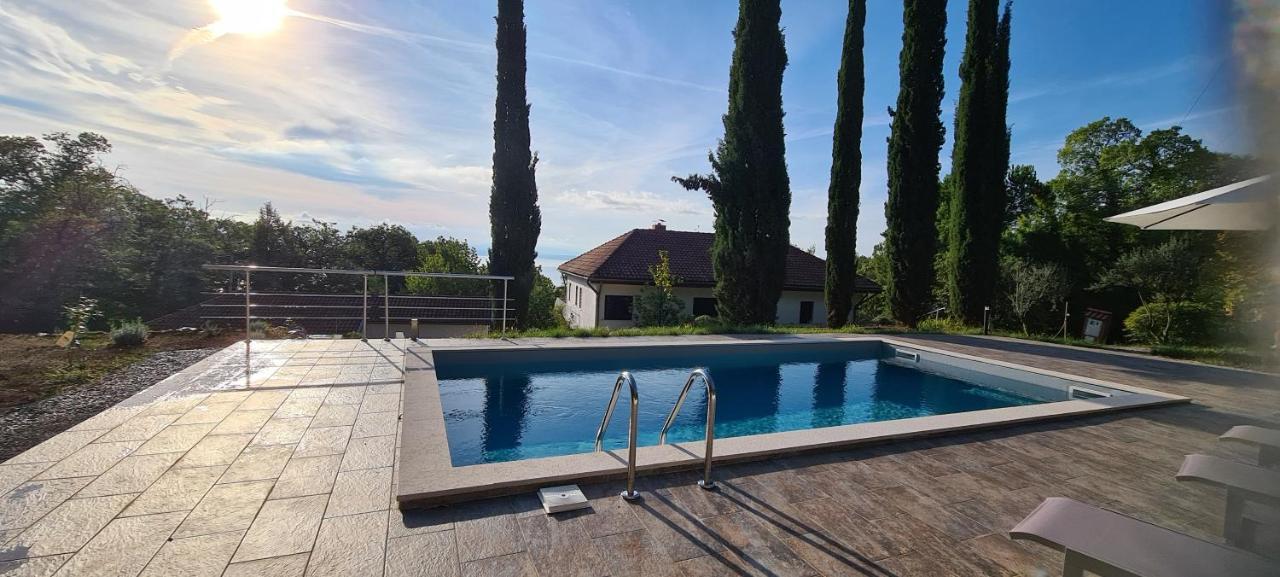 Villa Mittler Ловран Экстерьер фото